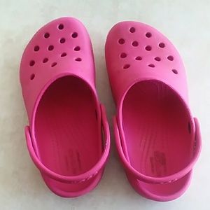 Girls crocs